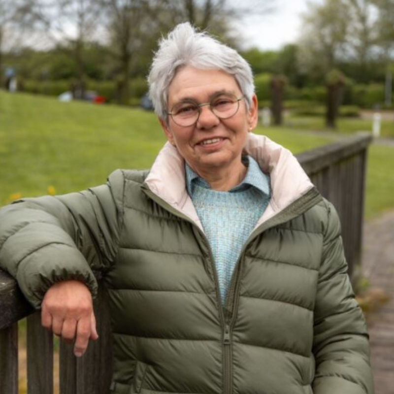  Margret Bours-Thomessen